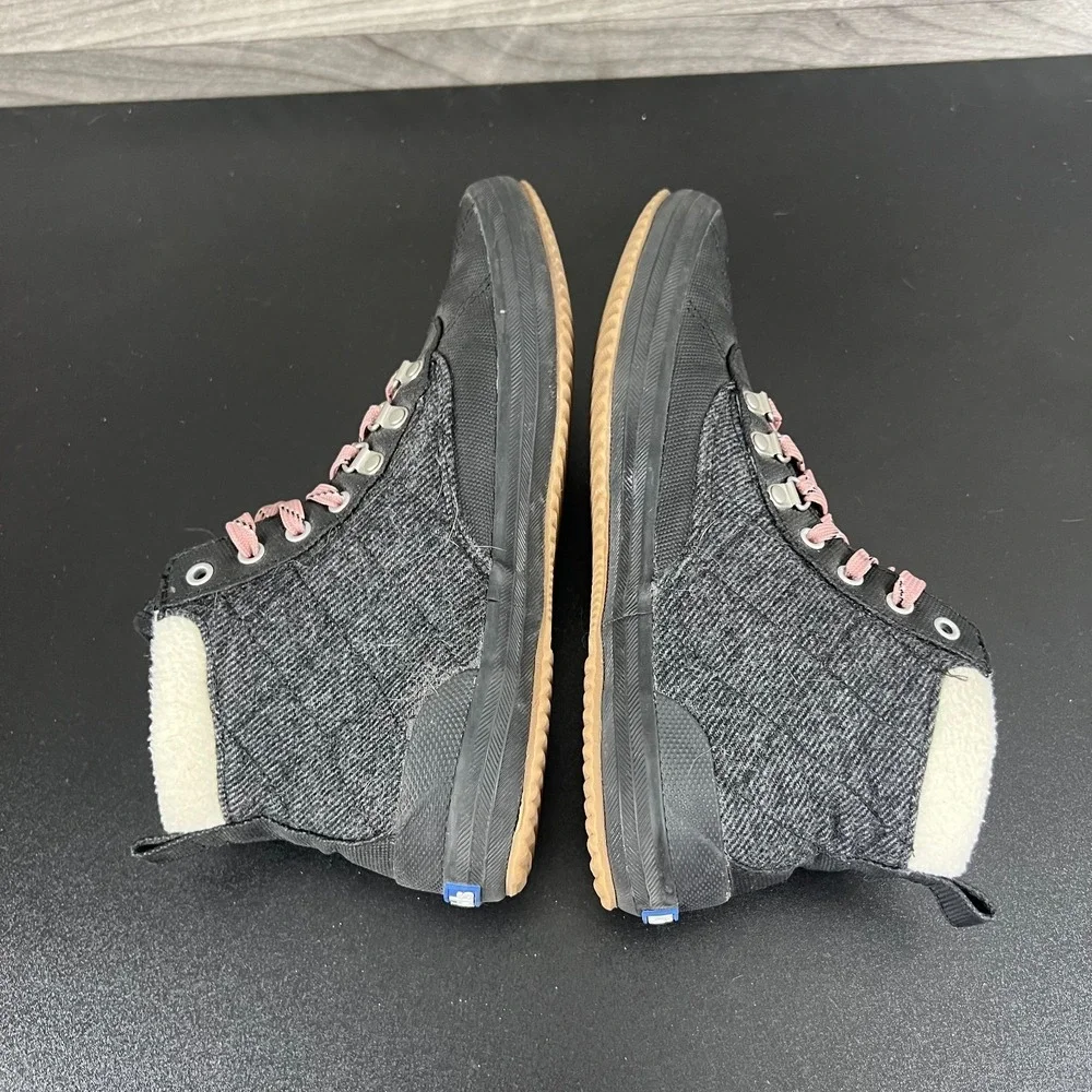 Keds Lace Up Ankle Boots Women's Size 9.5 Gray Black Casual Comfort Fleece Lined